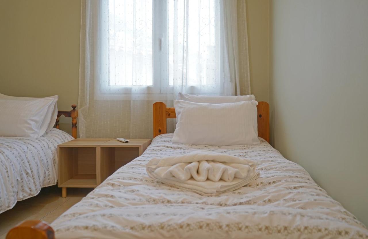Kalimera Suite カラマタ エクステリア 写真